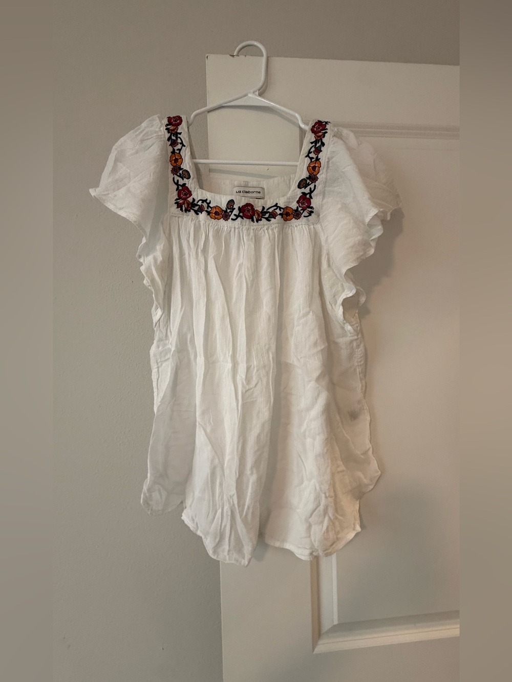 Liz Claiborne White Peasant Top with Red and Orange Floral Embroidery
